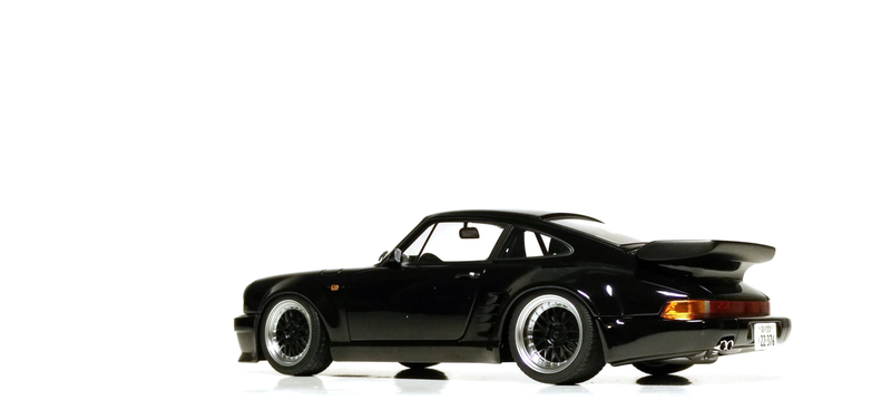 Illustration for article titled Porsche 930 Turbo "Blackbird", by AUTOart